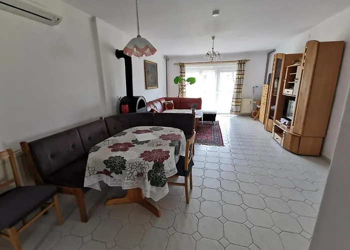 Apartament Forras 2 *